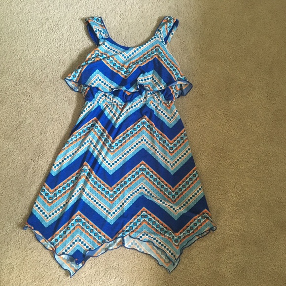 Flowy bohemian patterned dress - Picture 1 of 2